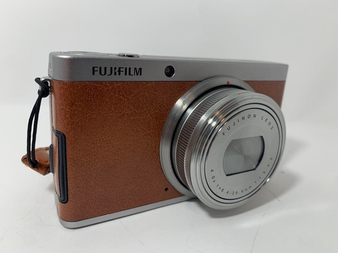 FUJIFILM X-F1 コンパクトデジタルカメラ(ジャンク品)