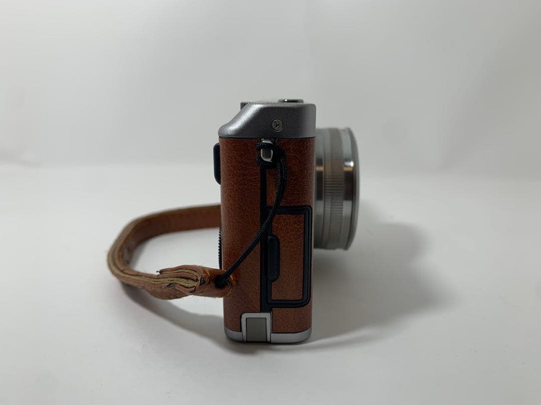 FUJIFILM X-F1 コンパクトデジタルカメラ(ジャンク品)