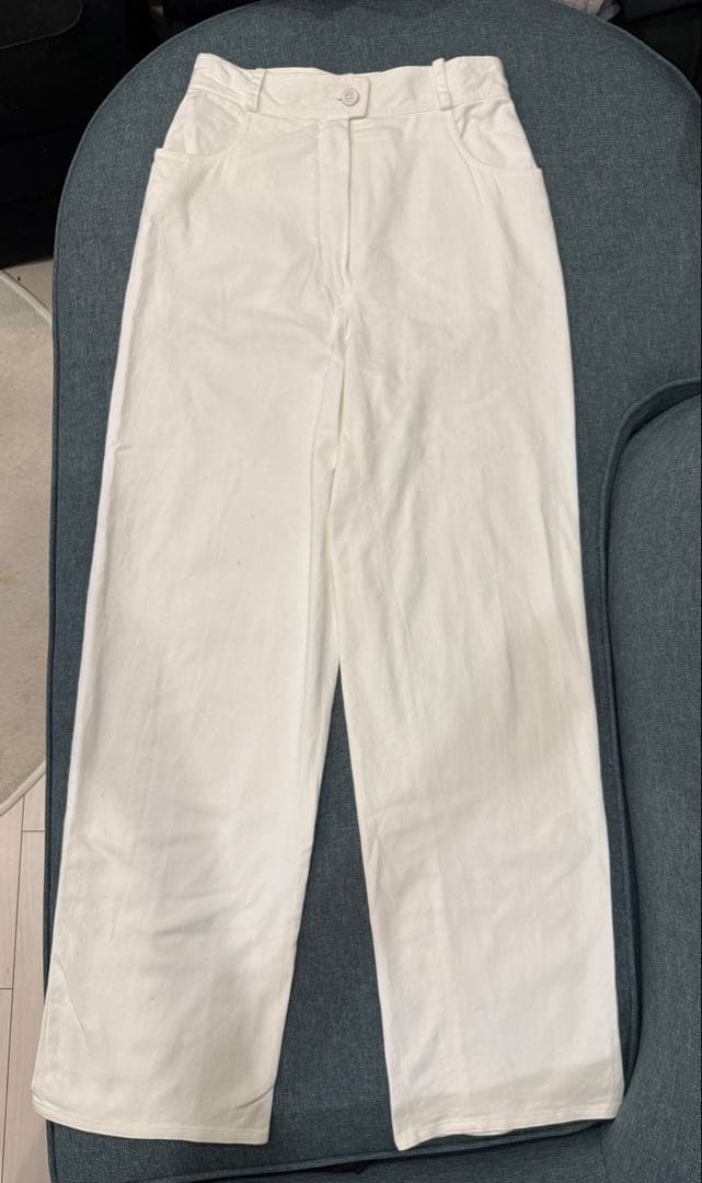 CHANEL ホワイト チノパン00