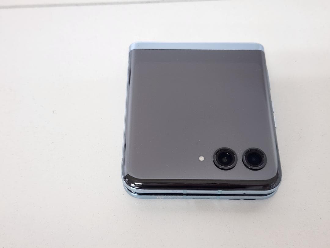 MOTOROLA razr40 ultra　SIMフリー　512GB