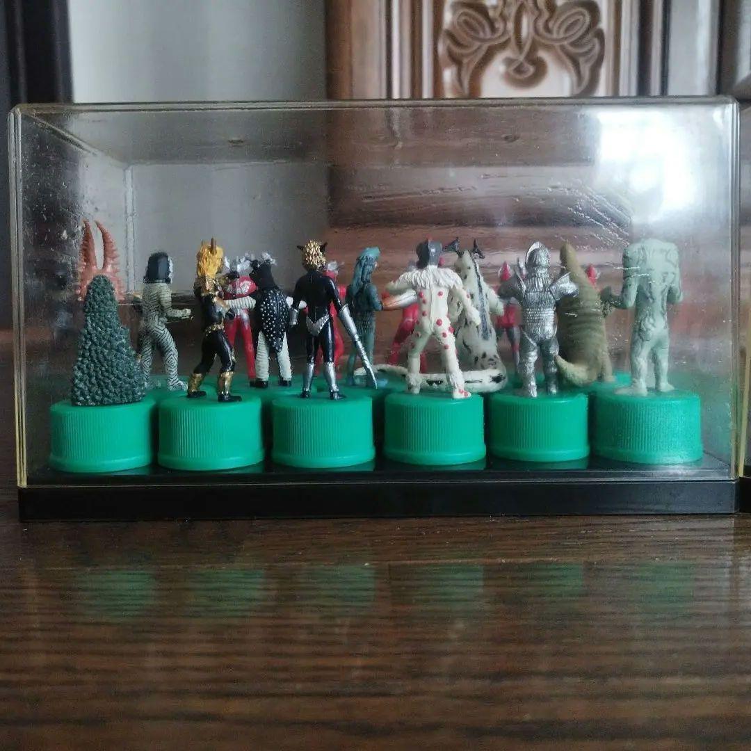 マ*ー様 【美品】ウルトラマンボトルキャップ　シークレット込み全２４種　三ツ矢サ