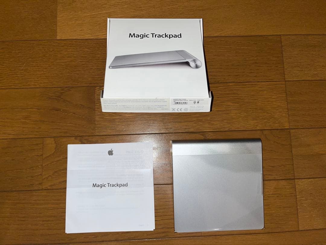 Mac mini (Late 2014) +ワイヤレスキーボード+トラックパッド