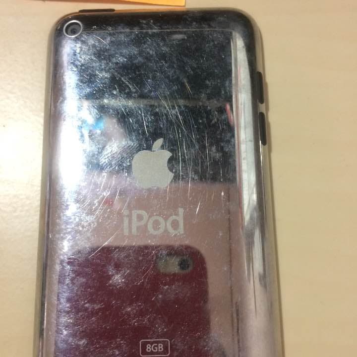 iPod touch 4世代 本体のみ