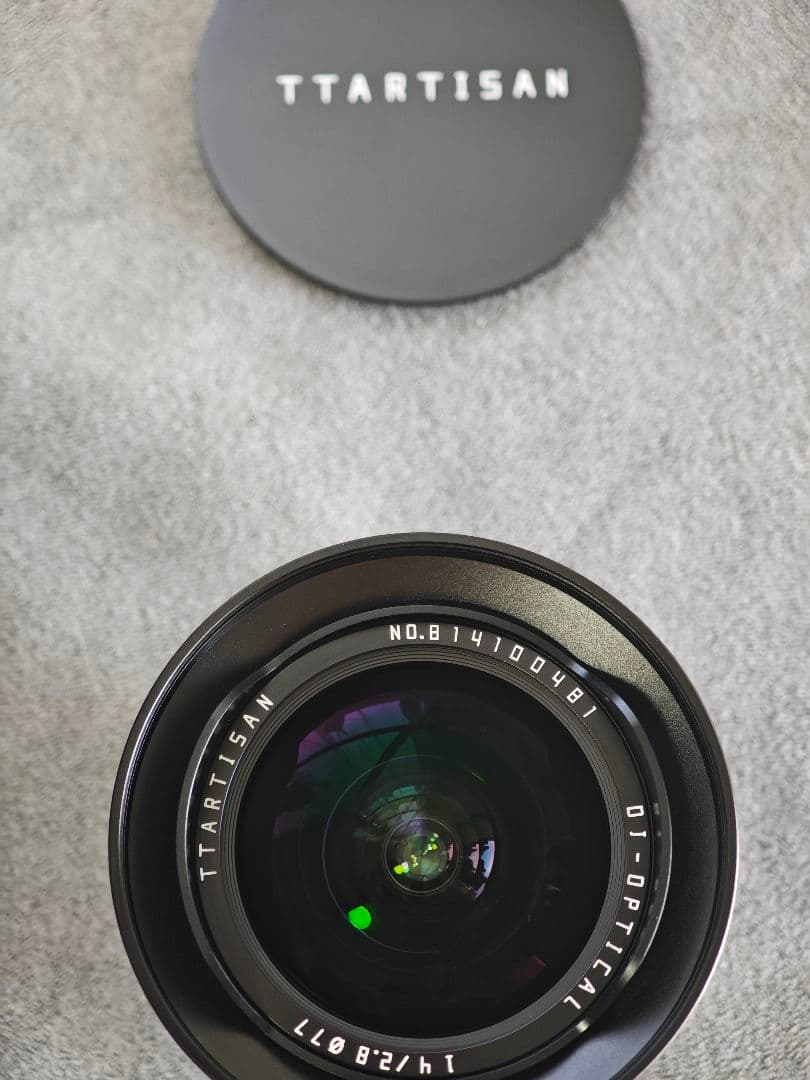 新品同様 TTArtisan 14mm f/2.8 フルサイズ超広角 ソニーE