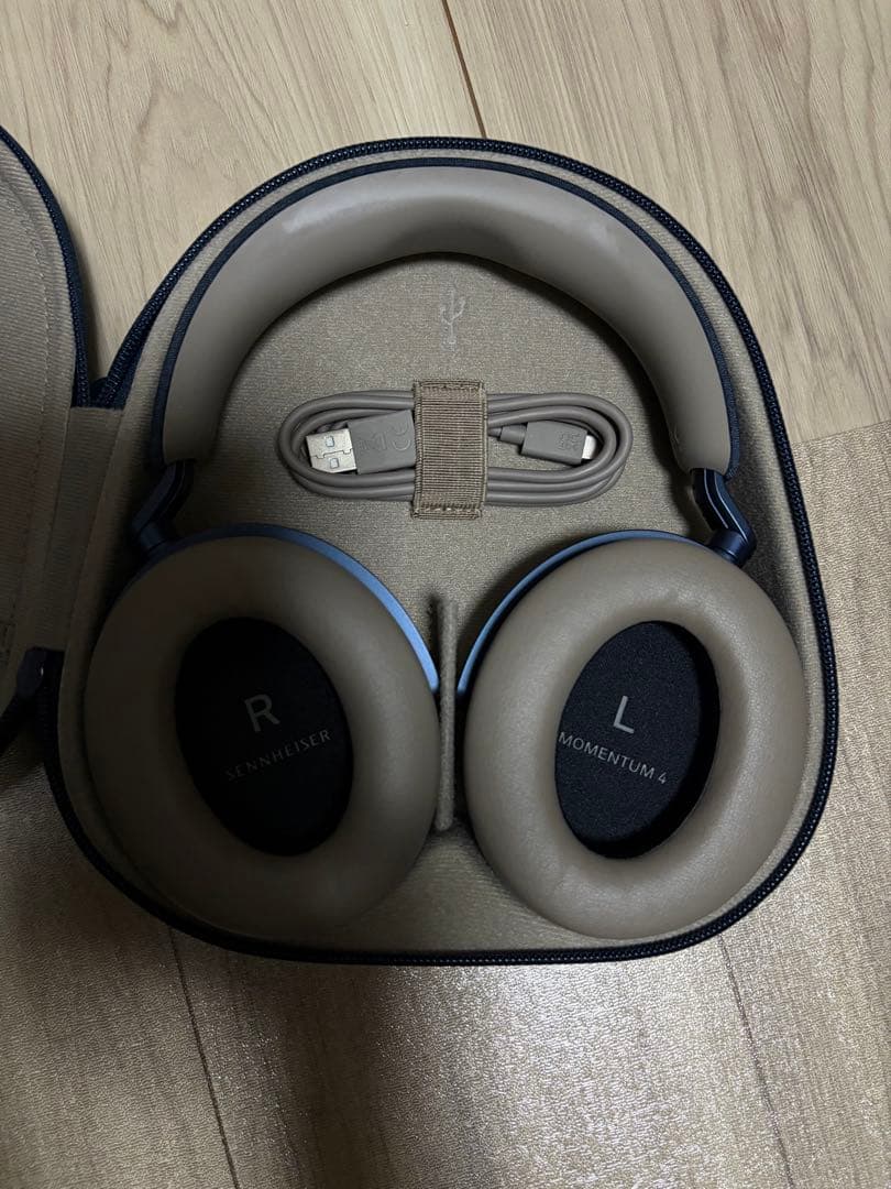 ヘッドホン Sennheiser MOMENTUM 4 Wireless Headphone