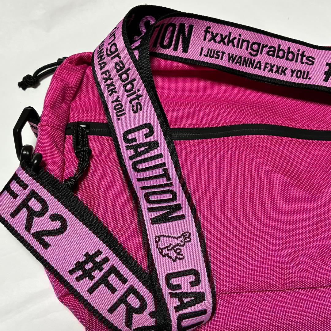 FR2 ピンク　ショルダー　バッグ　梅　うさぎ　肩掛け　鞄