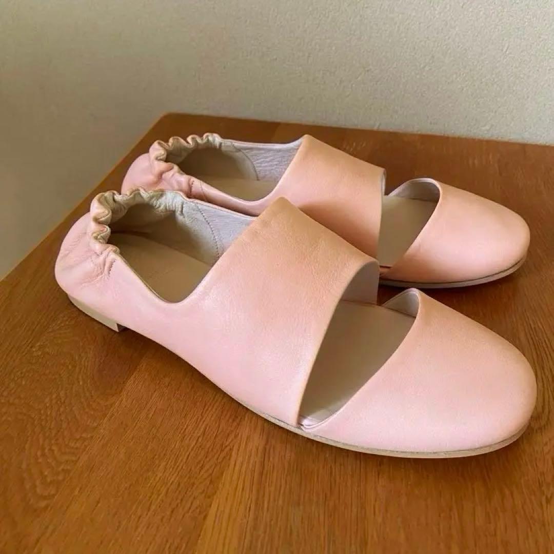 ミナペルホネン 本革シューズ（38・24cm 細身）　ピンク　試着のみ