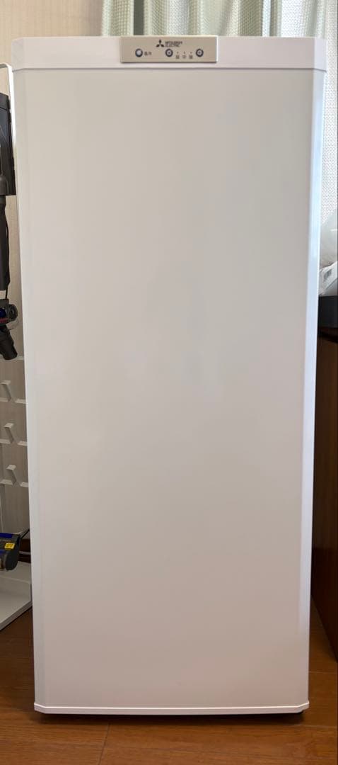 三菱冷凍庫（MF-U12H-W）121L 2023年購入