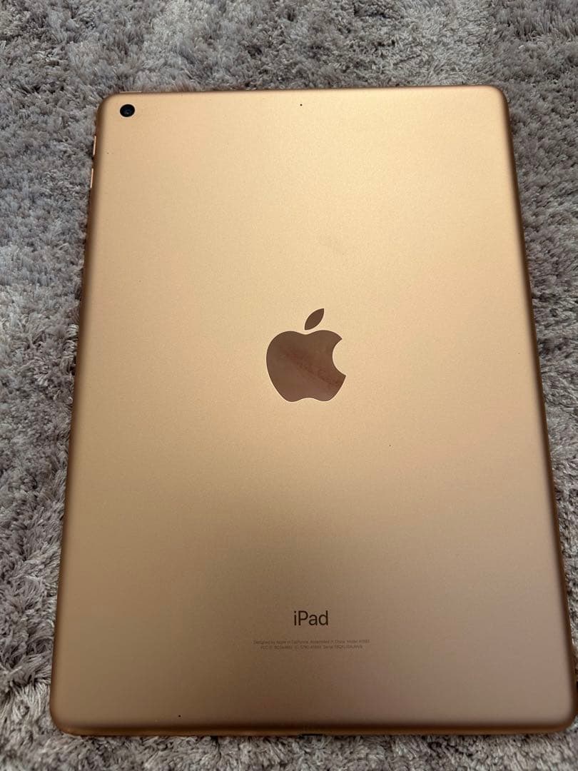 iPad 第6世代 32GB Wi-Fiモデル 画面キズ無/バッテリー消耗有