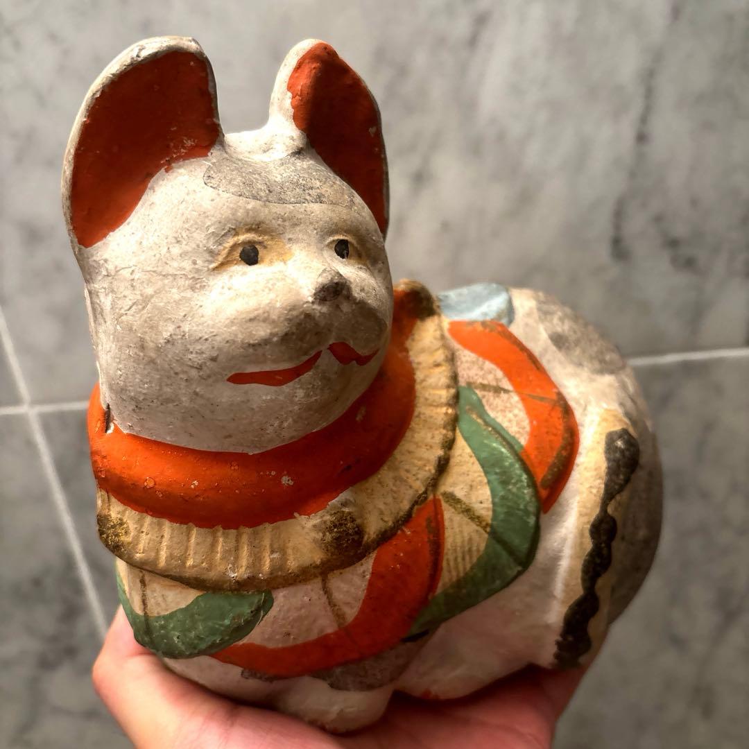 アンティーク　京都伏見人形　郷土玩具 手描きの瞳や前掛け前掛けが美しく芸術的な猫