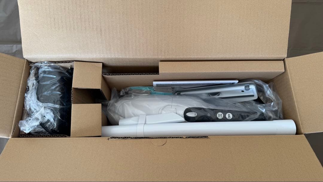 マキタ 充電式クリーナー CL142FDRFW