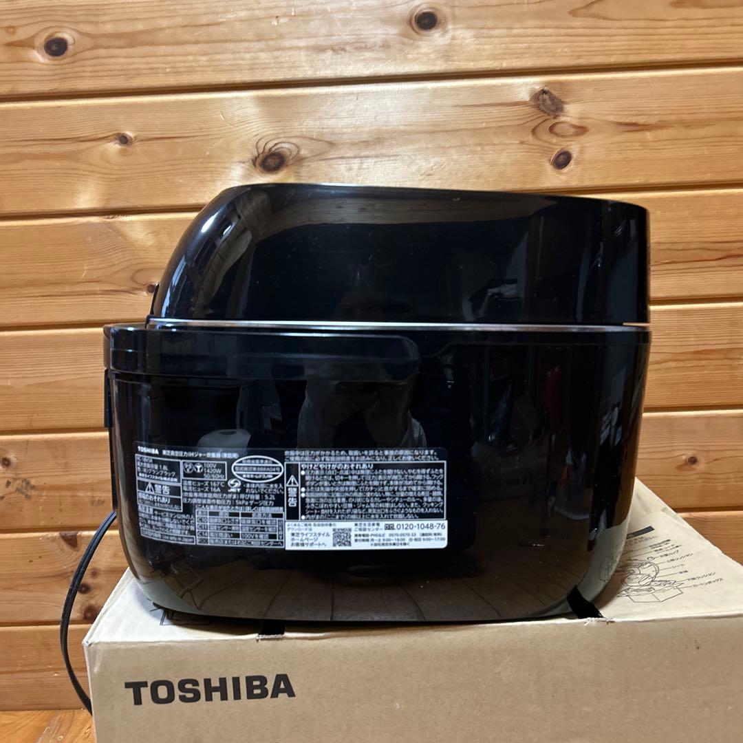 【良品】炊飯器 10合炊き RC-18VSR　21年製　真空圧力　東芝