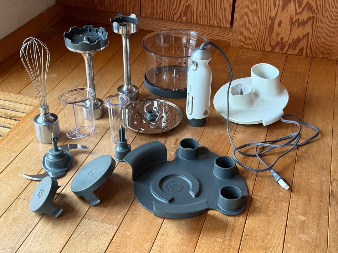 ※値下げ DeLonghi デロンギ ハンドブレンダーセット DHB891 WH