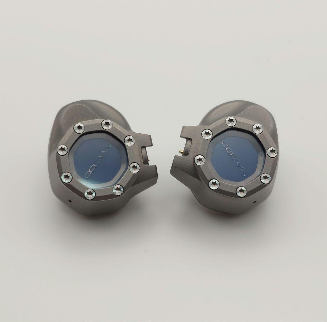 MADOO イヤホン Typ821 (ケーブルおまけ)