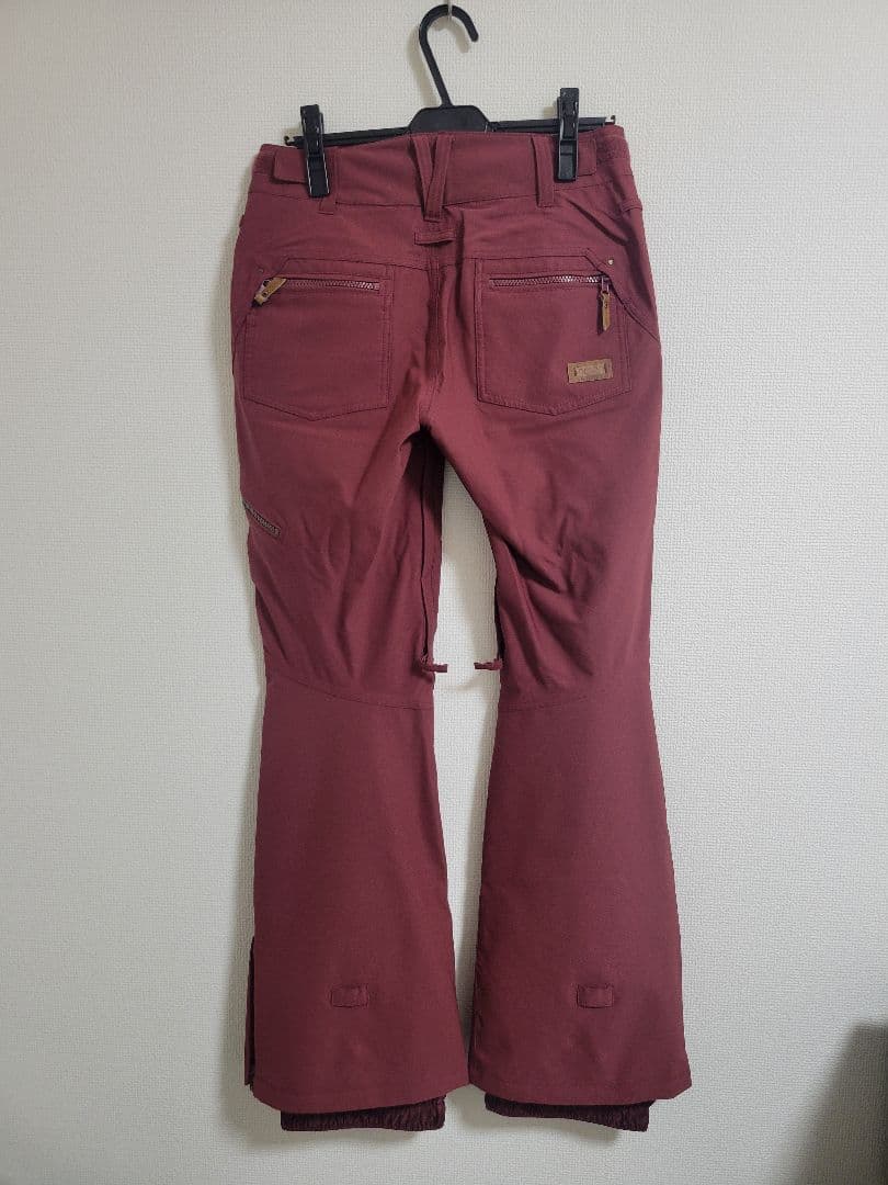 【新品タグ付き】ROXY スノーボードウェア パンツ M ワインレッド