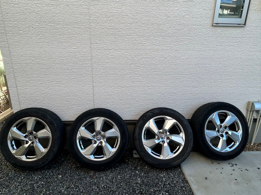 トヨタ純正 RAV4 Gグレード アルミホイール・タイヤ 4本セット　純正戻し