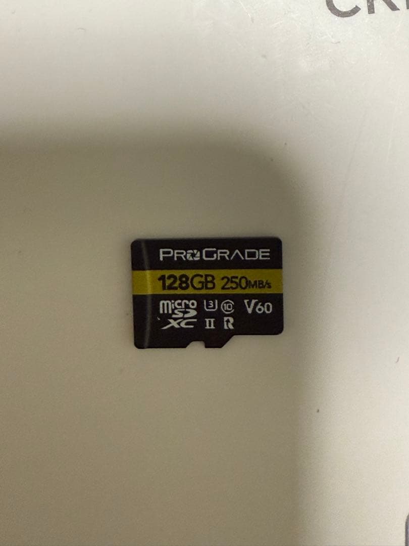 【SDカード付き】DJI Osmo pocket3 クリエイターコンボ