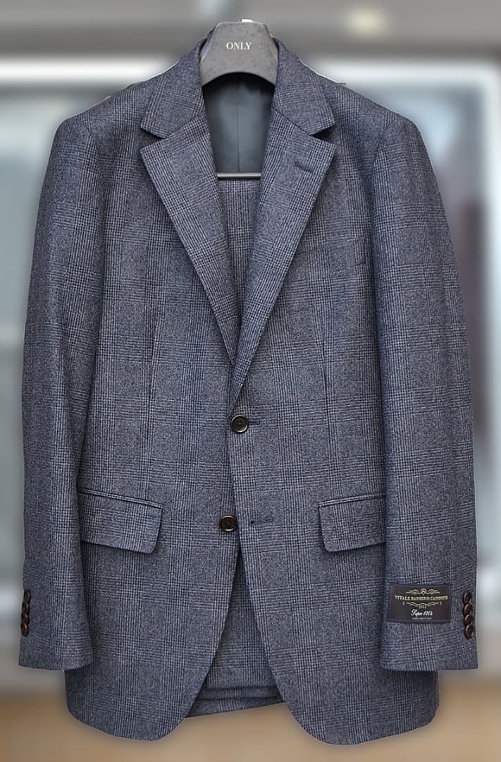 ONLY　ビジネススーツ　カノニコ生地　新品未使用・未裾上げ　サイズ44(s)