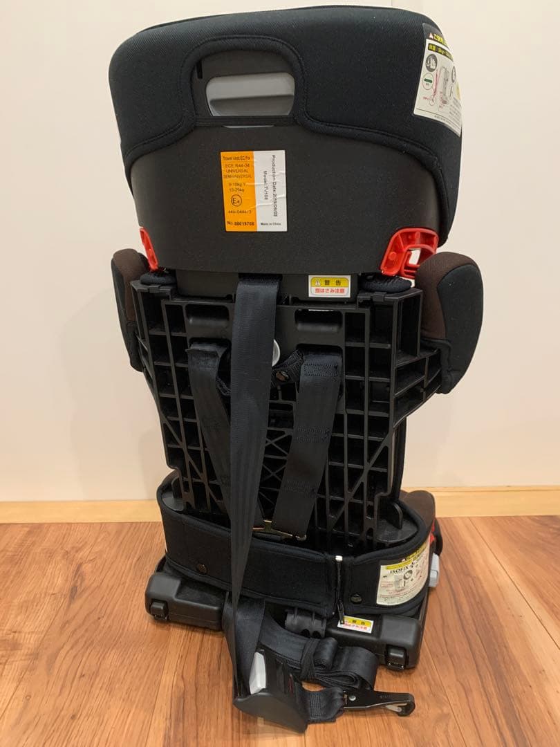 日本育児 ジュニアシート ブラウン　ISOFIX