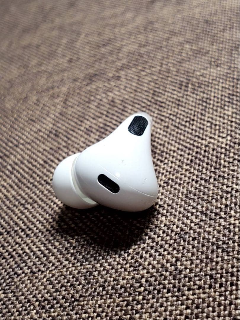 右耳 Apple AirPods Pro 第2世代 正規品 片耳632