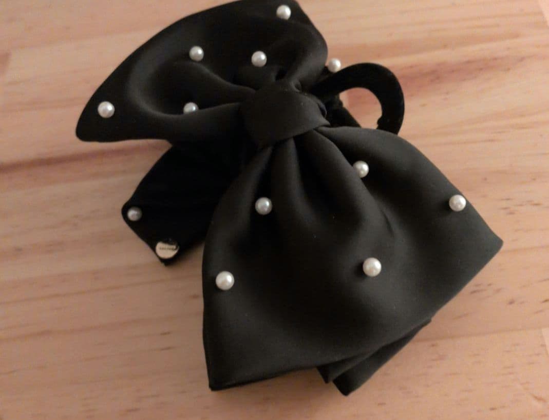 tresse サテンパール　リボンバレッタ