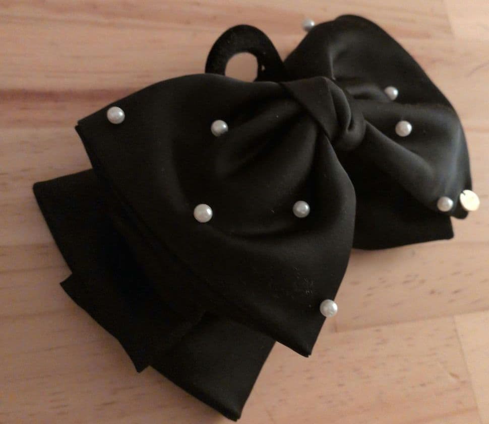 tresse サテンパール　リボンバレッタ