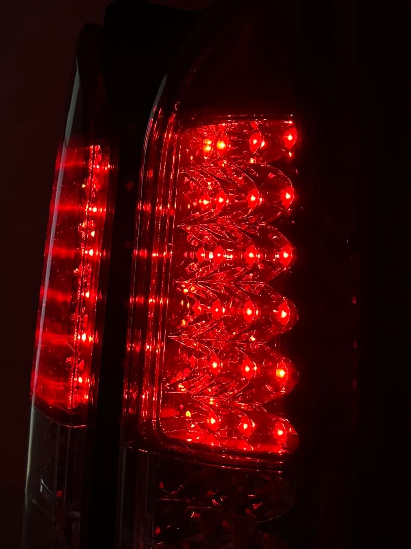 球切れなし 200ハイエース LEDテール t16 LEDバルブ付き