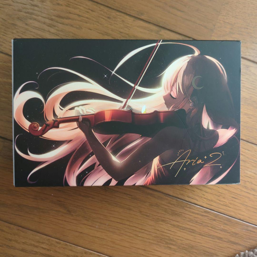 有線イヤホン Aria 2 シルバー