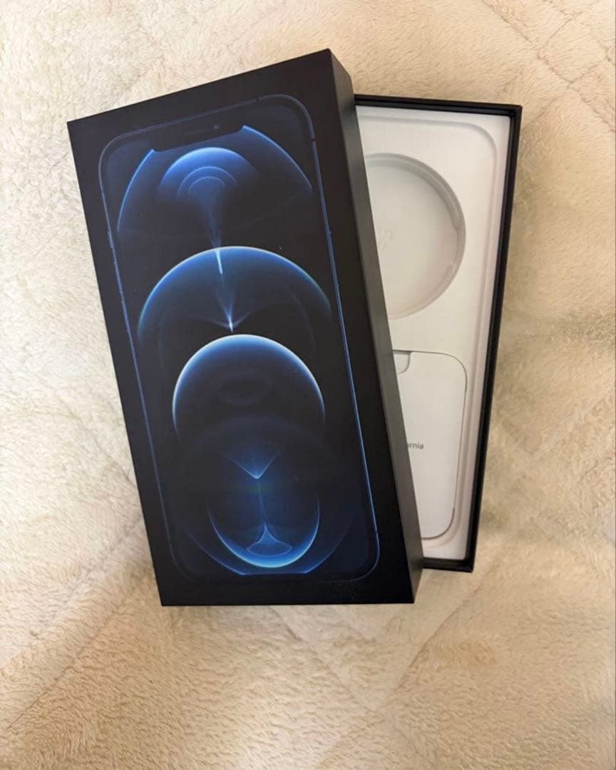 【美品】iPhone12ProMax 512GB 箱と本体simフリー