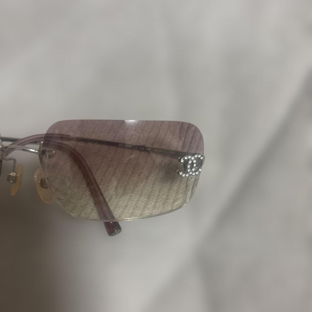 Chanel ビジュー付きグラデーションピンクサングラス