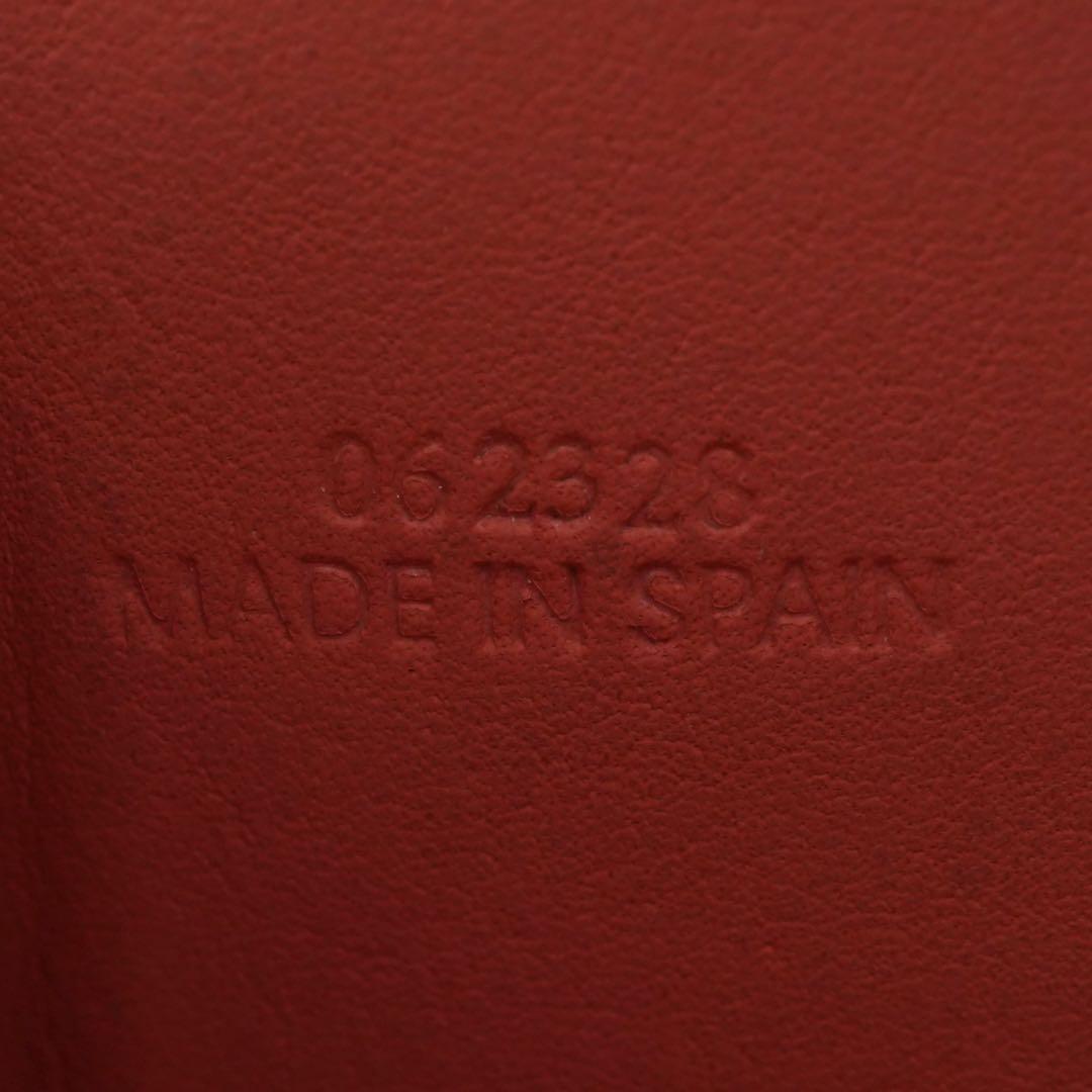 ✨未使用展示品・箱付き✨　LOEWE 長財布　バーティカルウォレット　アナグラム