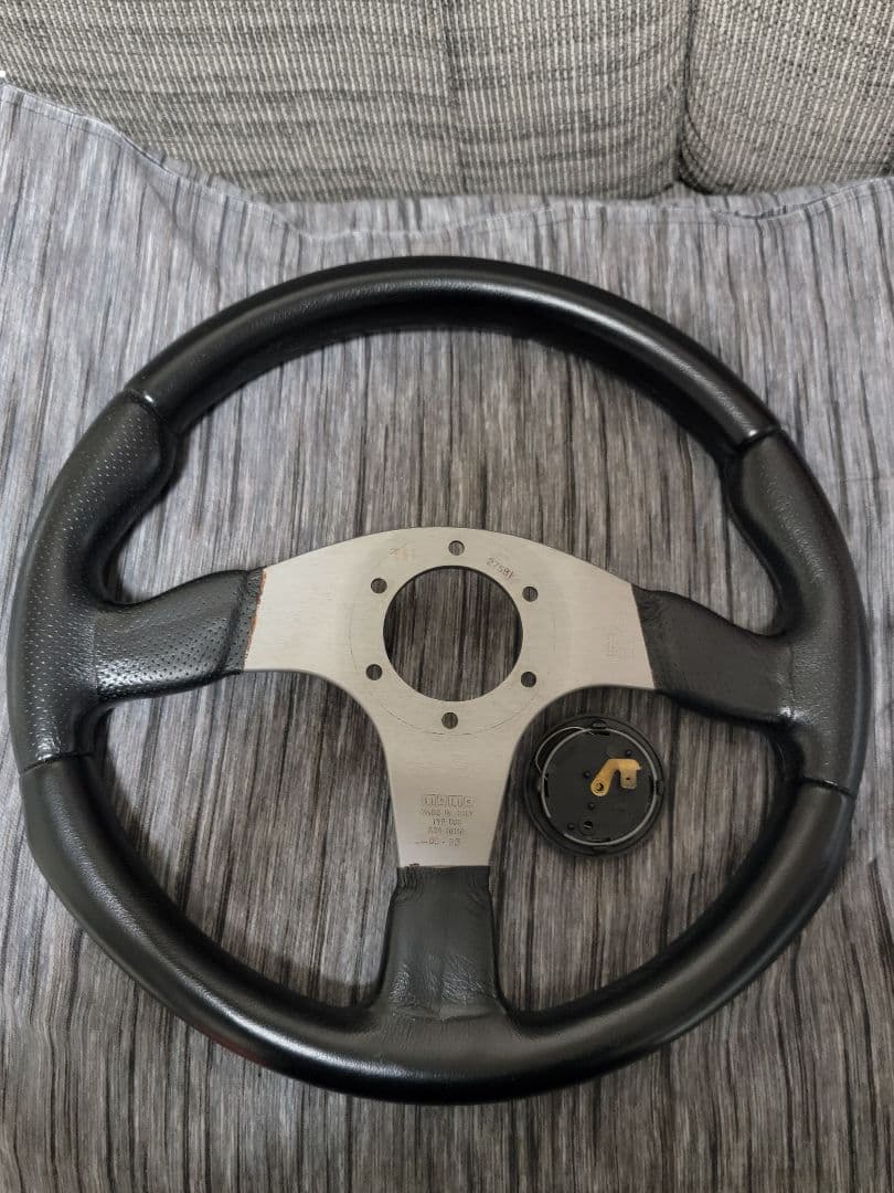 MOMO RACE ステアリング モモ