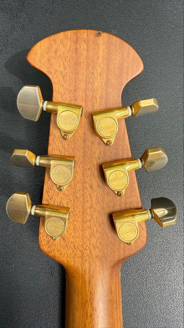 オベーションCelebrity Deluxe CS257（エレアコ）