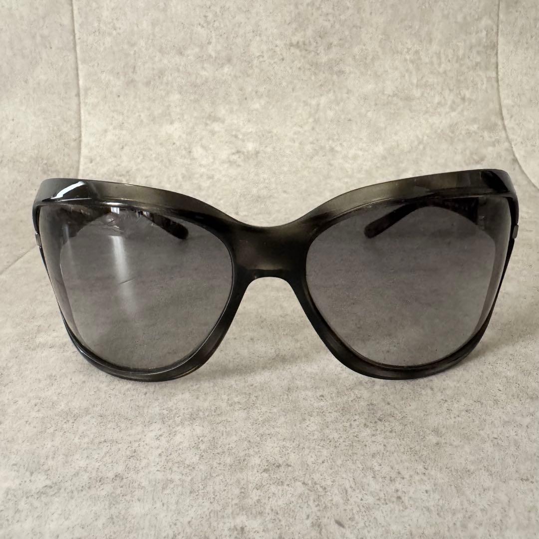 プラダ　サングラス　グレー　べっこう柄　黒　ガクト着用　箱付　SPR14G