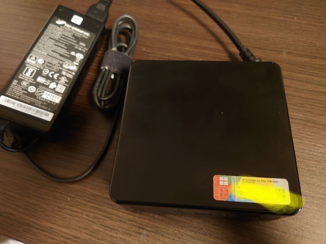 windows11pro intel ミニPC NUC11PAHi3000