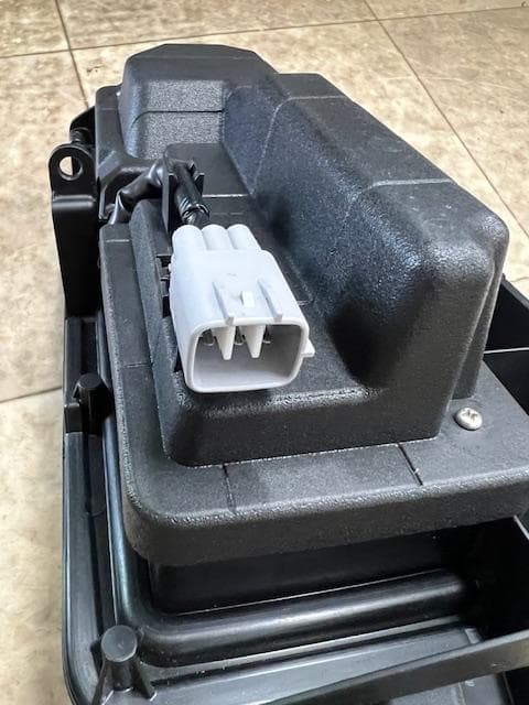 KOITO　日野純正LEDテールランプ　左右セット　トラック⑦’