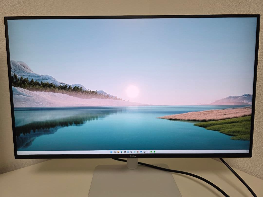 Dell 27インチ 4K 120Hz USB Type-C モニター 本体
