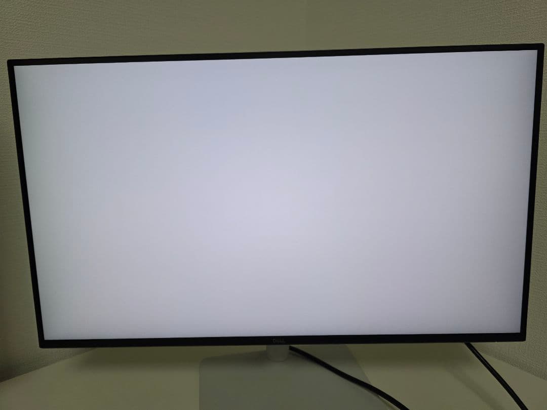 Dell 27インチ 4K 120Hz USB Type-C モニター 本体