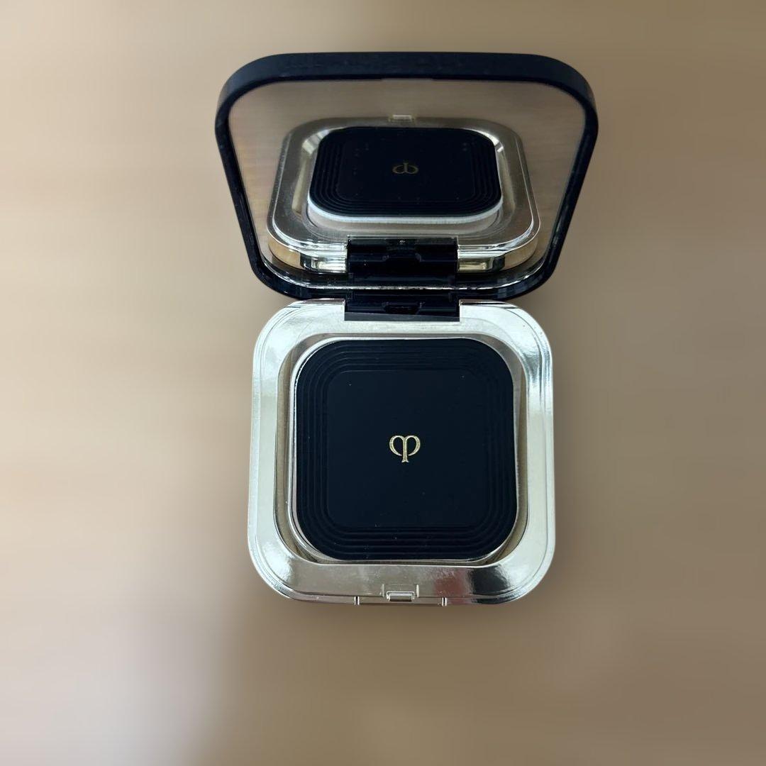 正規品クレ・ド・ポー ボーテ プードルコンパクトエサンシエルn