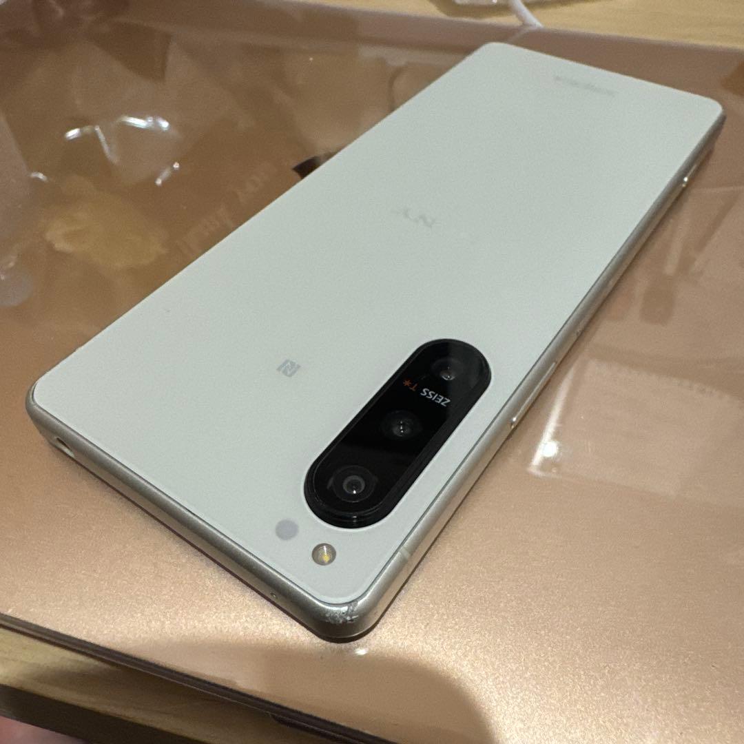 Xperia 5iv エクリュホワイト