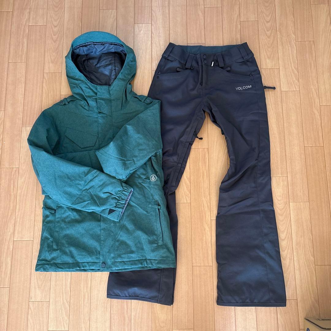 VOLCOM スノーボードウェア　上下セット