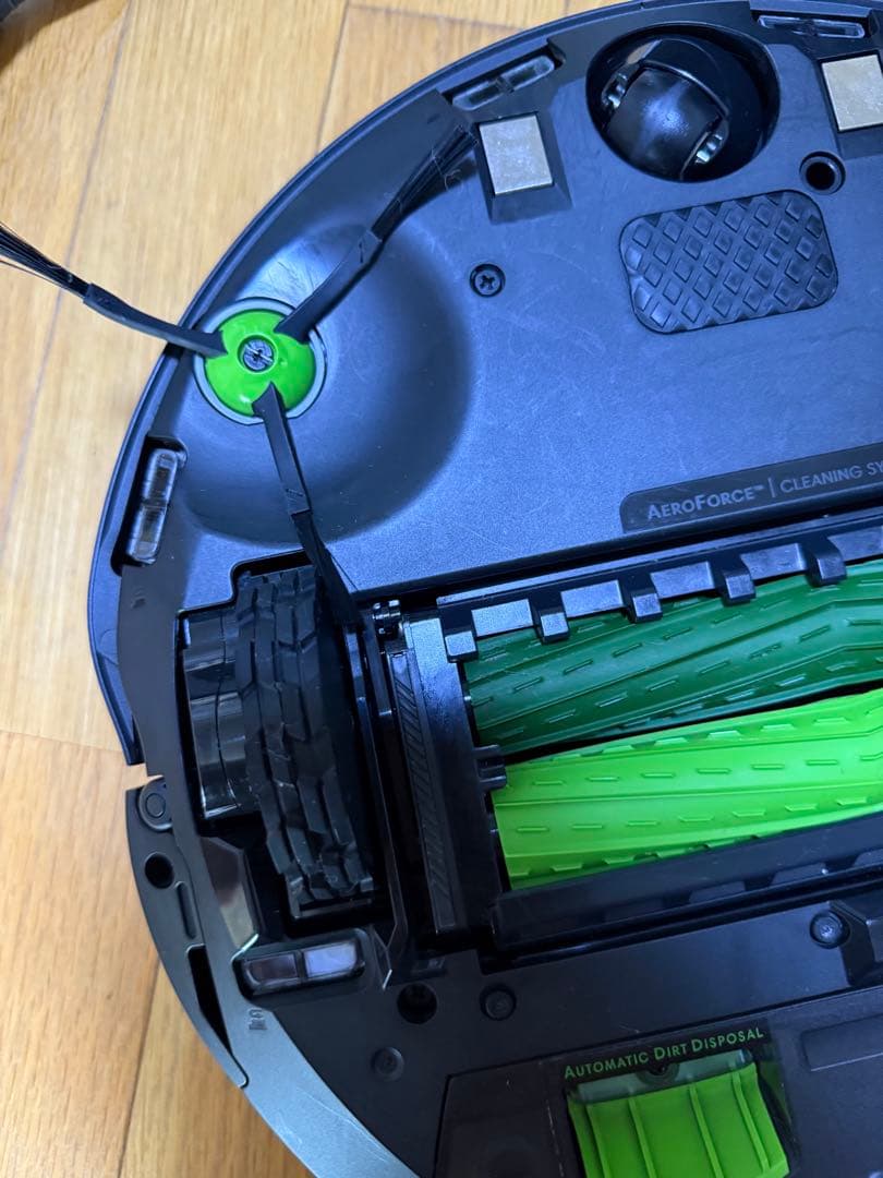 iRobot ロボット掃除機 ルンバ Combo j7+ (掃除機をかけ、拭く)