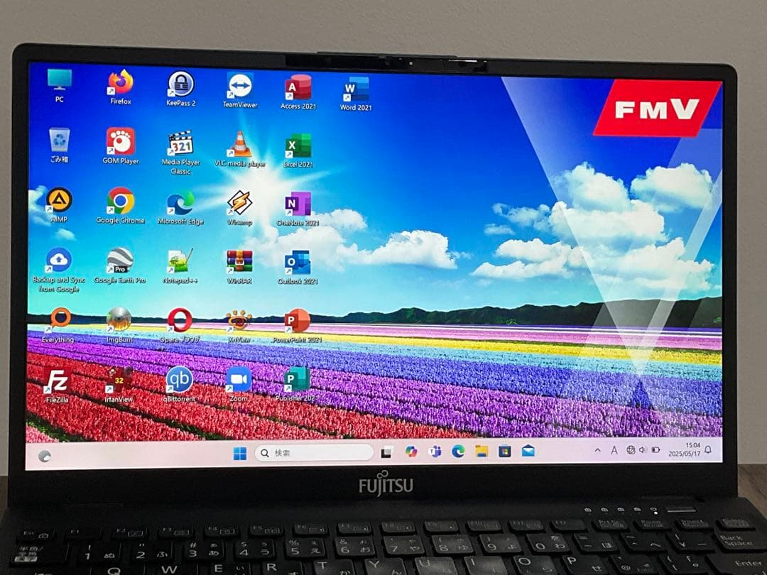 富士通LIFEBOOK U9311（第11世代i7メモリ16GB、Office付