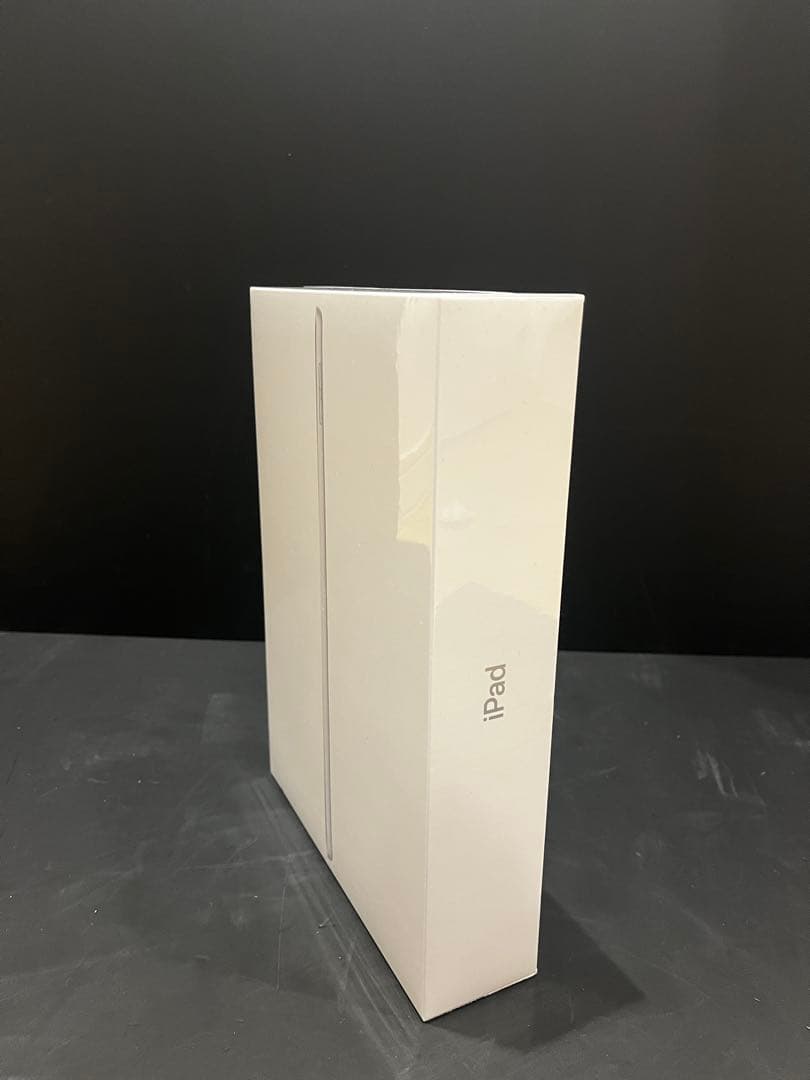 iPad 第9世代 シルバー 未開封