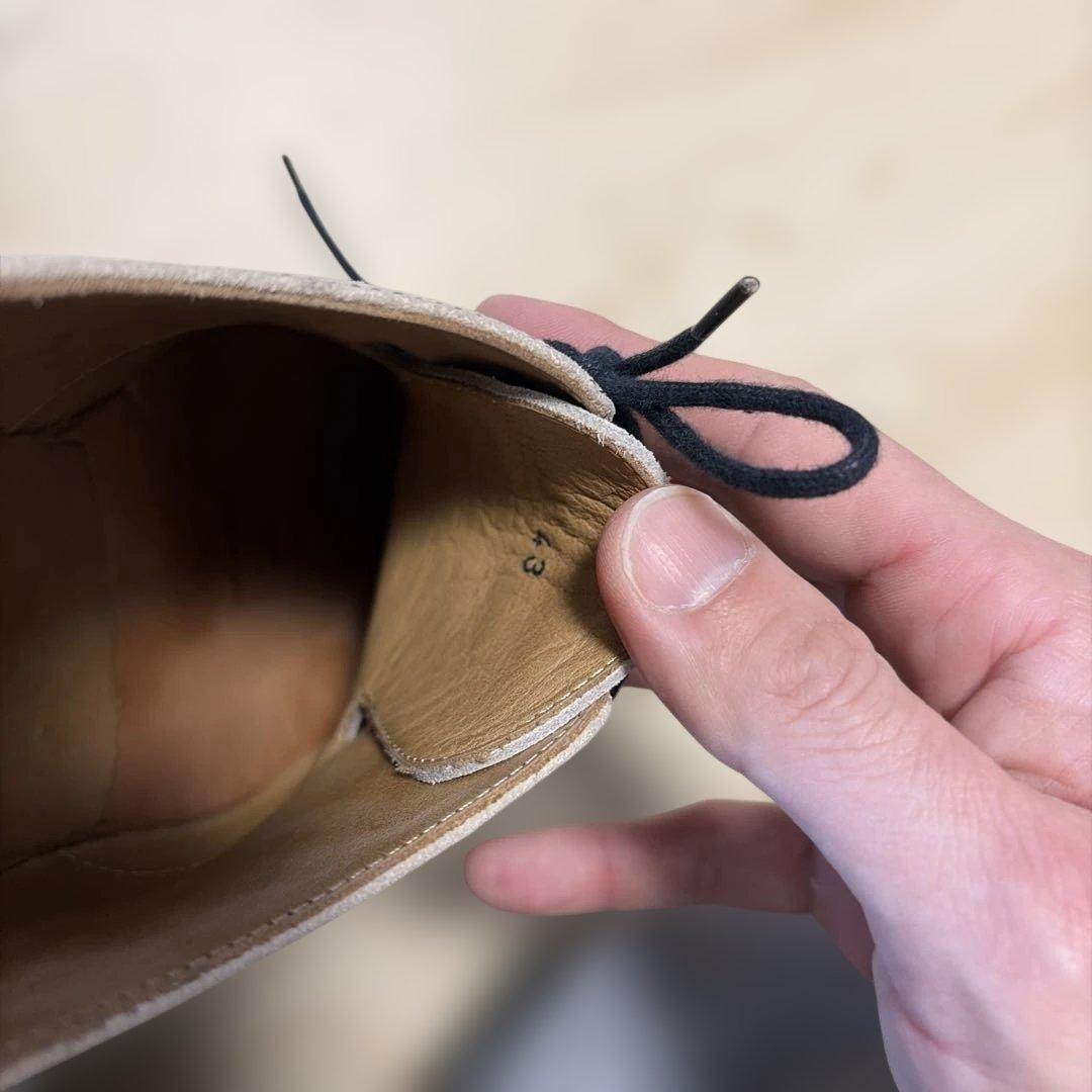 L'F 黒とベージュ 厚底レースアップシューズ