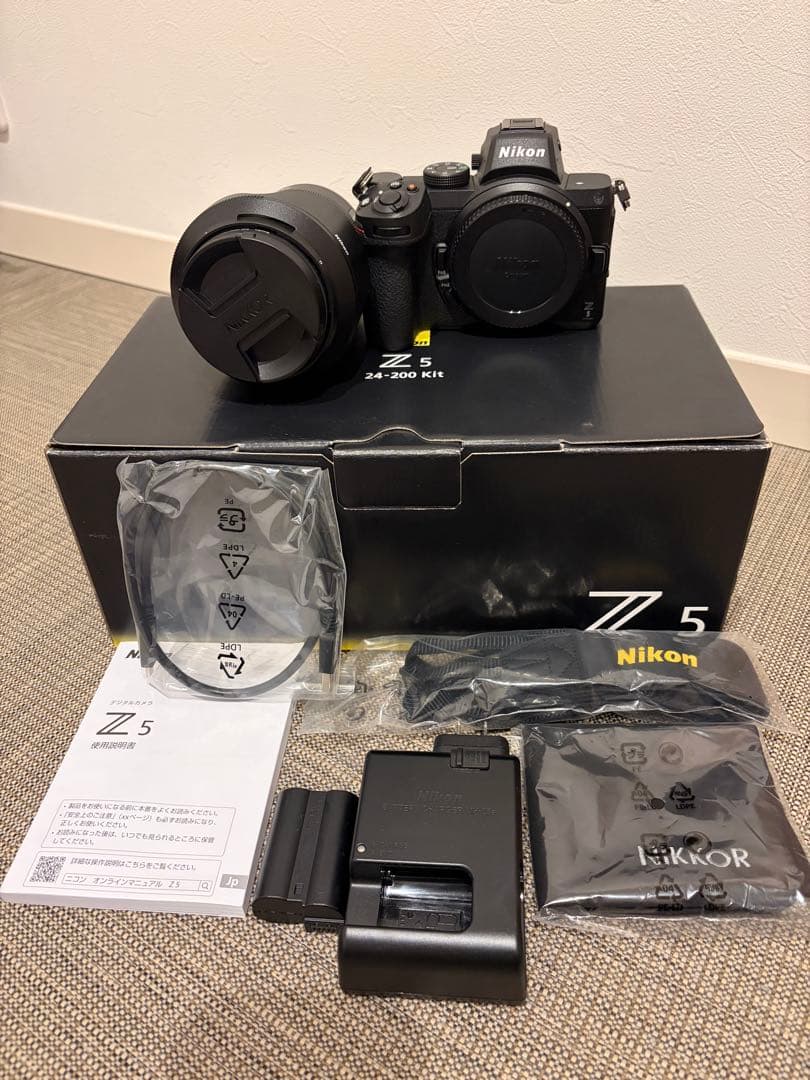 Nikon Z 5 24-200 レンズキット