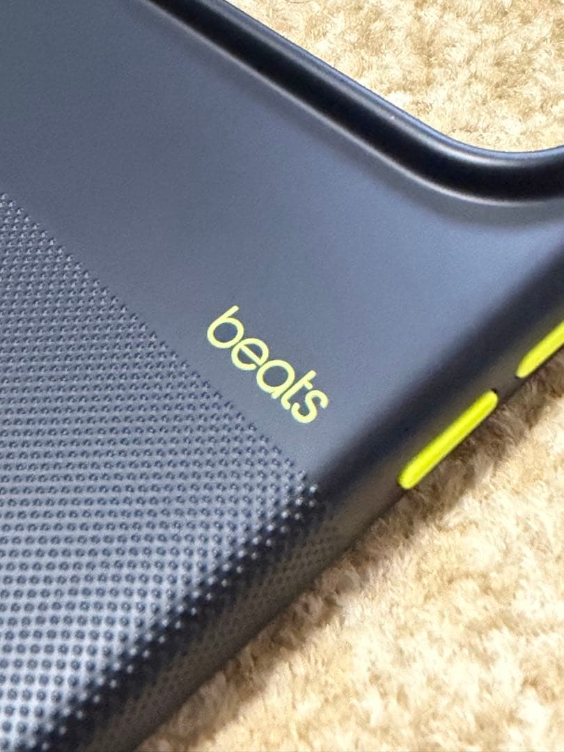 Beats iPhone17Pro Rugged Case MagSafe対応