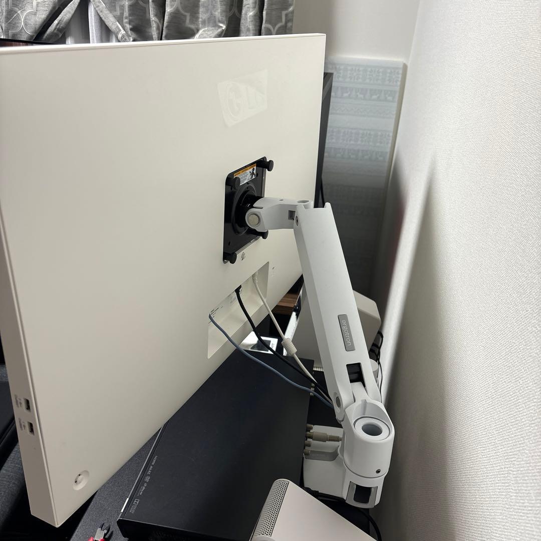 LGスマートモニター4K 32インチ