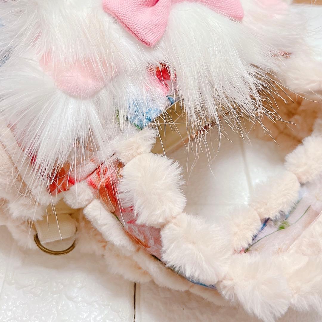 ゆ*ら様 コヤンイサムチョン ふわもこ トートバッグ 猫ちゃん 花柄×ファー