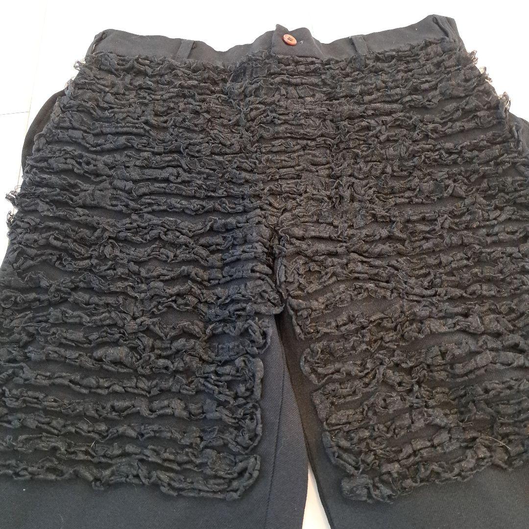 ２０１０コム・デ・ギャルソン　フリル加工 黒 ショートパンツ　Sサイズ